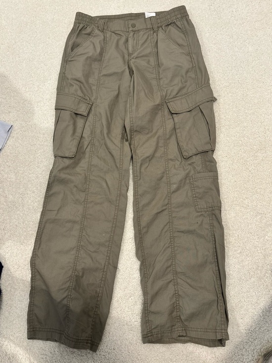 H&M Pants - H&M Olive Cargo Jogger Pants